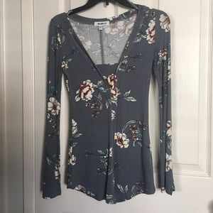 William Rast top long sleeve floral size small